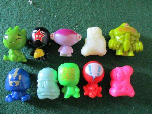 Crazy Bones Gogo's Job lot 8 (10 off)