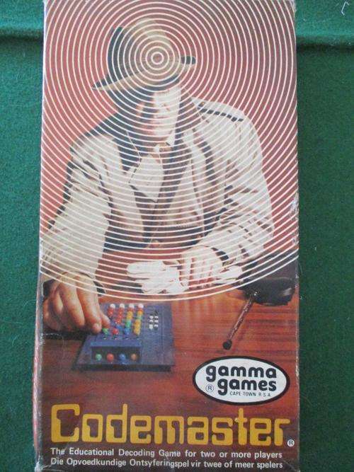 Vintage Codemaster - Gamma Games - (same as Mastermind)
