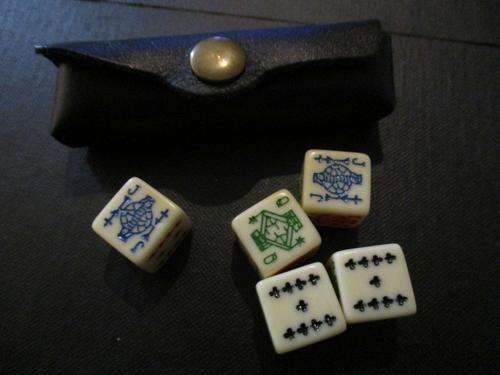 Poker Dice in Leather Holding case