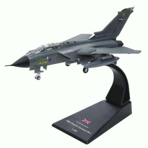 United Kingdom - Panavia Tornado GR4 No 31 Squadron 2006 1:100 Scale - Amercom collection (NOS)