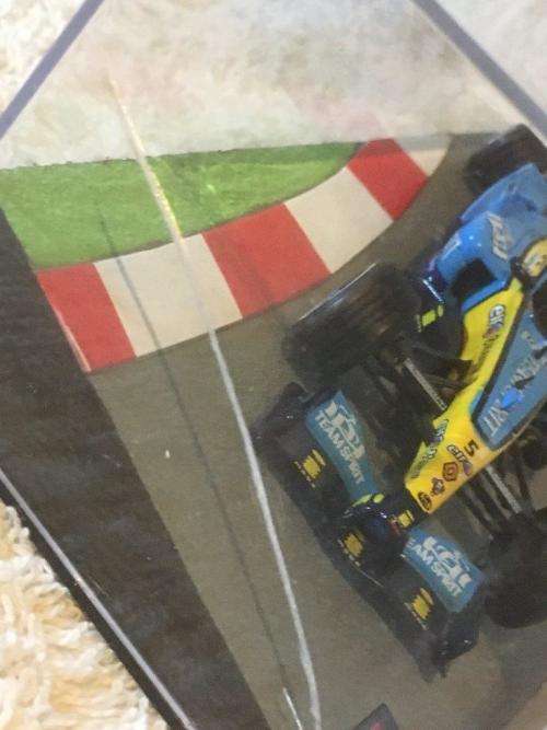 Renault R25 - 2005 Fernando Alonso -  F1 Car Collection 1:43 Scale Die Cast