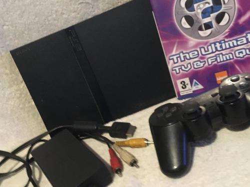 Playstation 2 - Black Slim Line Console c/w 1 x Original Controller, AV Cable + Psu, & 1 x Game