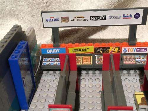 Little Checkers Shop + Truck (See pictures)