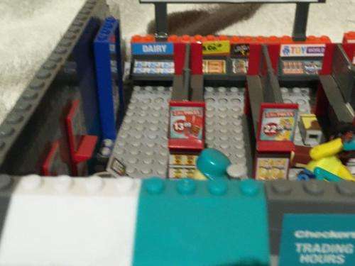 Little Checkers Shop + Truck (See pictures)