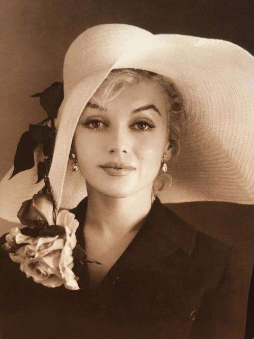 Post Card - Marilyn Monroe  - Made In U.S.A. (N.O.S)