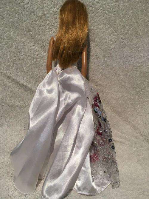 Barbie Mattel Doll 2011