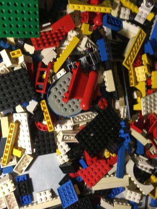 Job Lot of Vintage Genuine Lego over 500 pieces