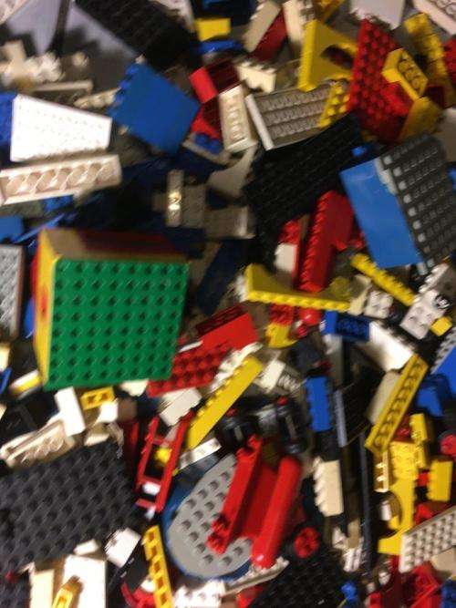 Job Lot of Vintage Genuine Lego over 500 pieces