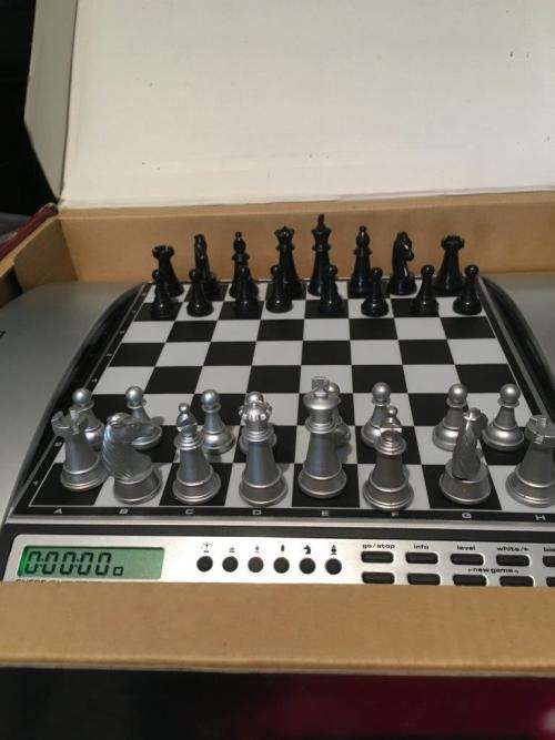 Mephisto Saitek Chess Explorer Endorsed by Kasparov