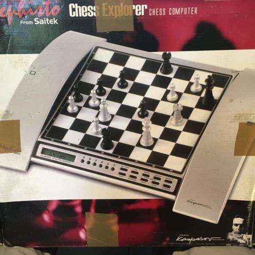 Mephisto Saitek Chess Explorer Endorsed by Kasparov