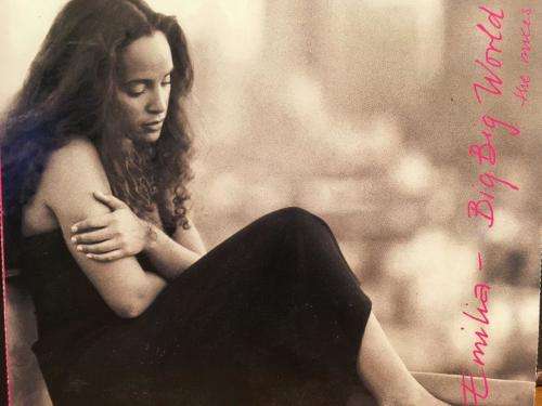 CD - Emilia - Big Big World The Mixes (Single)