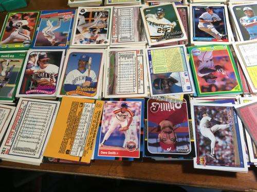Vintage Baseball Cards Topps, Donnruss + Other make 850 Cards Circa 1990's