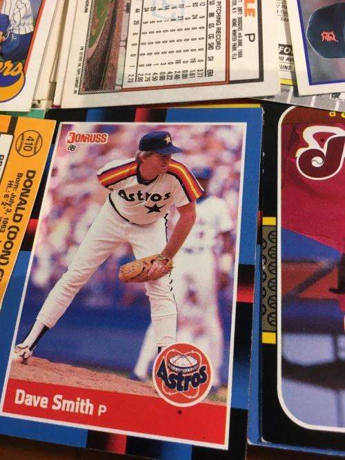 Vintage Baseball Cards Topps, Donnruss + Other make 850 Cards Circa 1990's