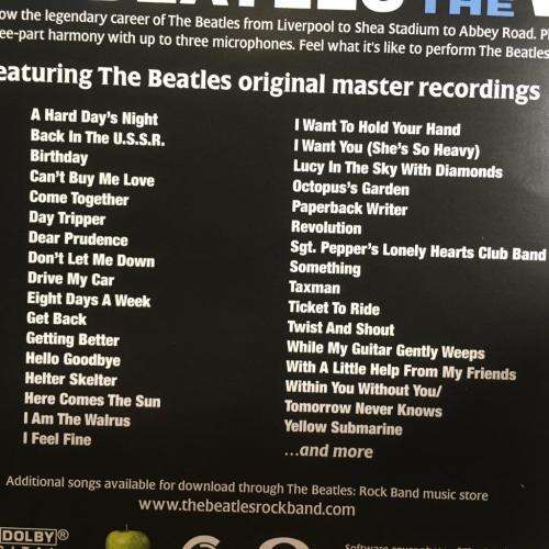 PS3 - The Beatles Rock Band + Wired Guitar Hero Microphone