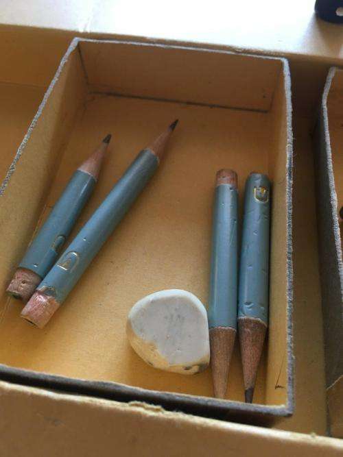 Vintage Cluedo - Circa 1950`s The Great Detective Game - Waddingtons - Wooden & Metal Pieces