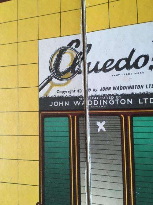 Vintage Cluedo - Circa 1950`s The Great Detective Game - Waddingtons - Wooden & Metal Pieces
