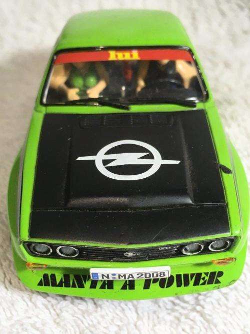 Carrera Evolution - Opel Manta 1:32 Scale