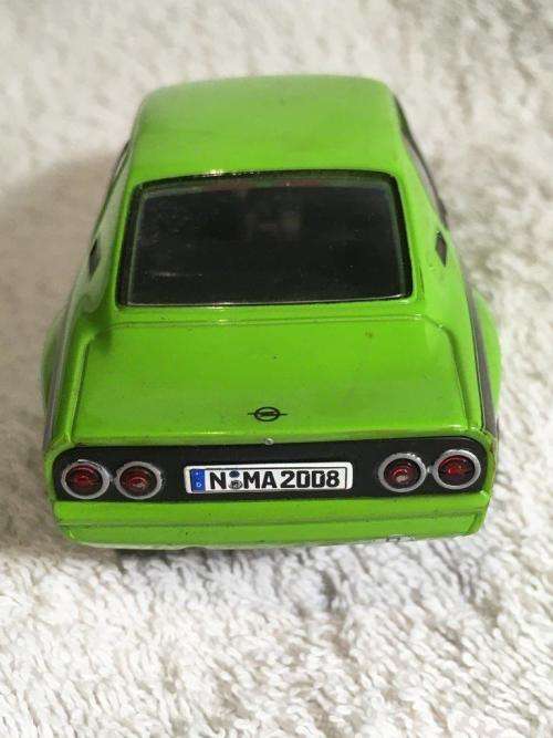 Carrera Evolution - Opel Manta 1:32 Scale