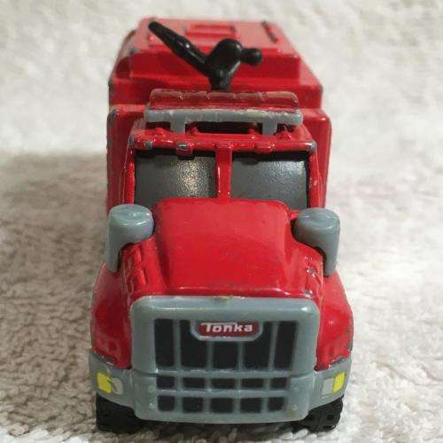 Tonka Fire Truck - Hasbro 2012 Rubber Wheels +-9cm LOng