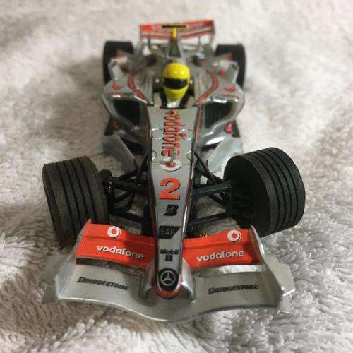 SCX - F1 McLaren Vodafone MP4-21 - 1:32 Scale