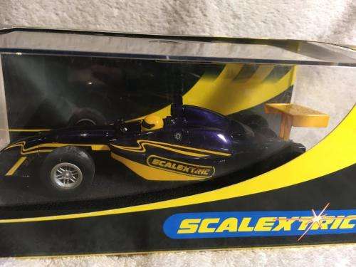 Scalextric - Dallara Indy "Collectors Club Car 2004"  (New) 1:32 Scale