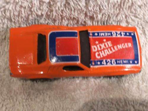 Hotwheels - Dixie Challenger Malaysia 1982 Mattel