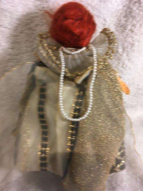 Vintage Peggy Nesbit Queen Elizabeth I P/600 + other Peggy Nesbit doll