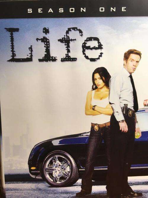 DVD - Life - Season One