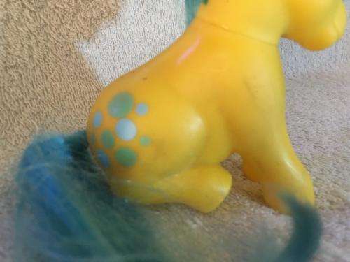 Vintage My Little Pony Bubbles Hasbro 83 Made In Hong Kong