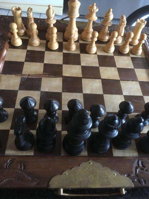Vintage Wooden Chess set In A Wooden Carry Case - See description