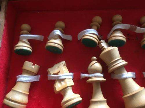 Vintage Wooden Chess set In A Wooden Carry Case - See description