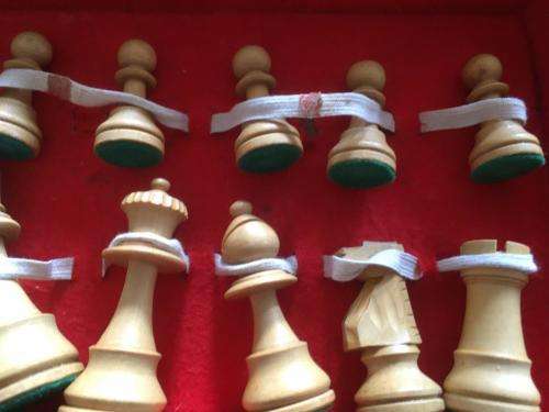 Vintage Wooden Chess set In A Wooden Carry Case - See description