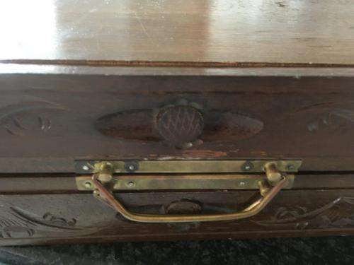 Vintage Wooden Chess set In A Wooden Carry Case - See description
