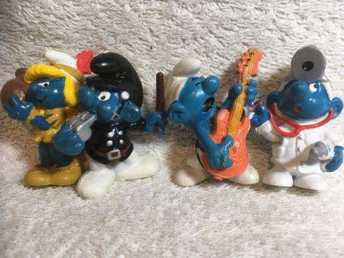 Vintage Peyo Smurfs  x 4 set 1 1970's - 1980's (Old Toy Shop Find)