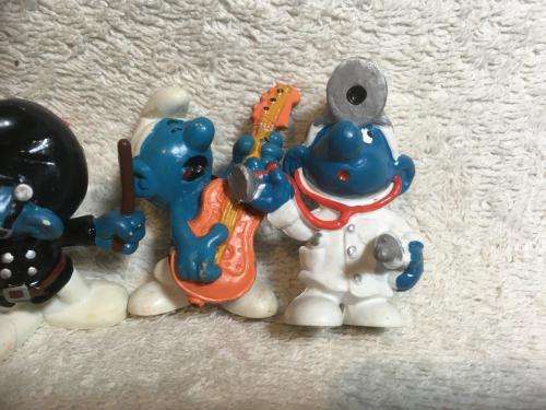 Vintage Peyo Smurfs  x 4 set 1 1970's - 1980's (Old Toy Shop Find)