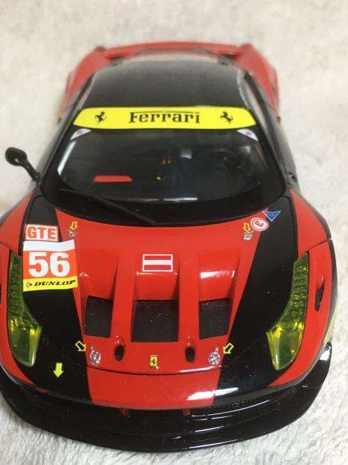 Carrera Evolution - Red and Black Ferrari 1:32 Scale See description