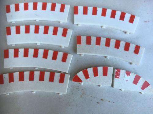 Ninco Run Offs 8 Pcs  1:32 1:24 scale