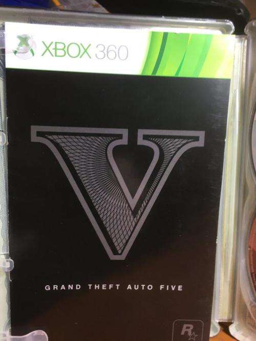 Xbox 360 - Grand Theft Auto V - GTA Five. Steel Book Edition