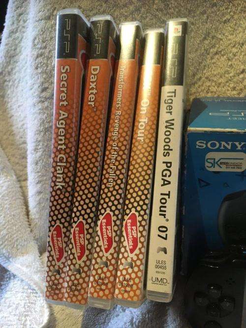 PSP Street (Boxed), 32MB Memory Card Charger, 5 Games + 4 UMD Music videos