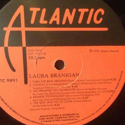 LP - Laura Branigan - Laura Branigan (ASTC 9893)