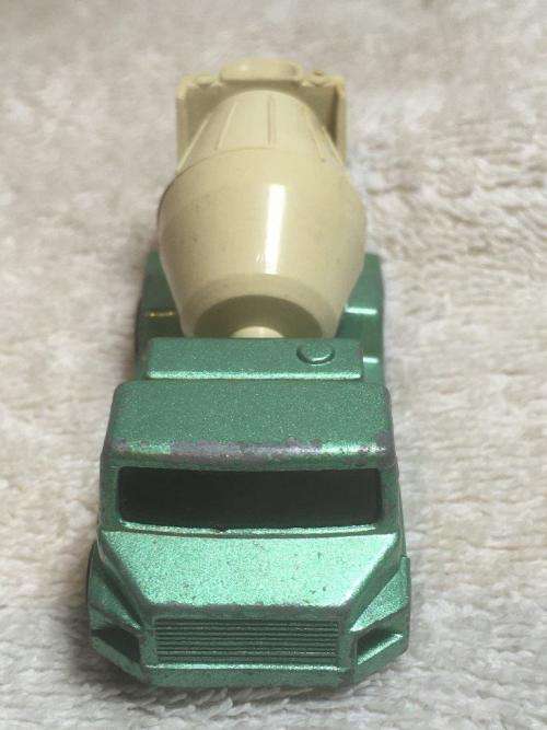 Vintage Corgi Juniors Cement Mixer made in GT Britain +-7cm long