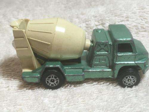 Vintage Corgi Juniors Cement Mixer made in GT Britain +-7cm long