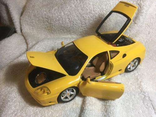 Burago Ferrari 360 Modena 1996 Made in Italy 1:18