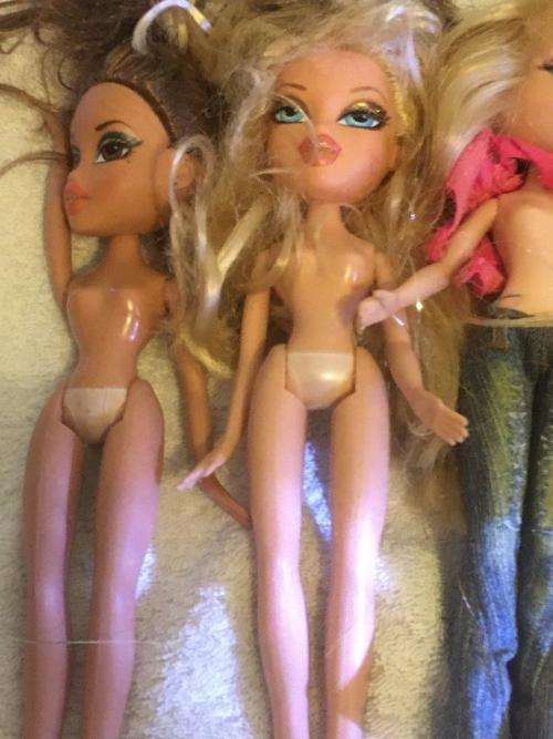 Bratz MGA 2009 - Job lot no1 - 5 Dolls - See pictures and description