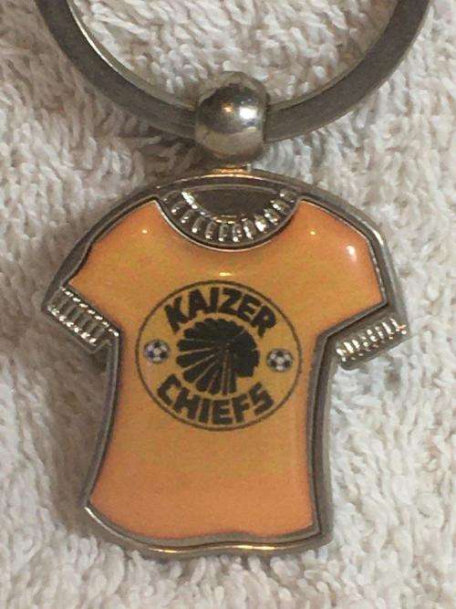 Football Kaiser Chiefs Metal Keyring(NOS)