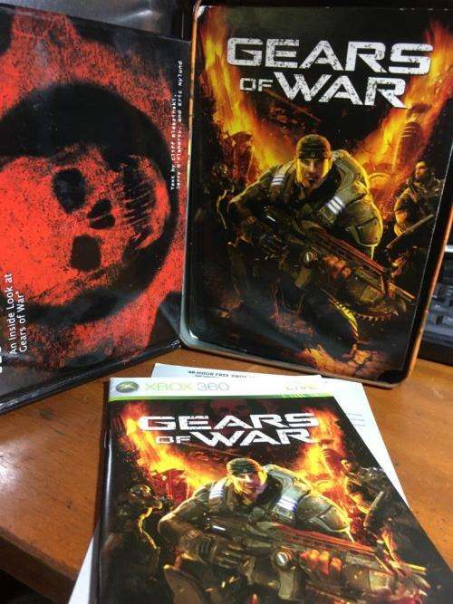 Xbox 360 - Gears of War Limited Collectors Edition (Steelbook case book etc - See pictures)