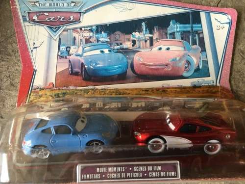 Cars - The World of Cars - Movie Moments Sally &  McQueen - Disney Pixar (Die Cast) Mattel