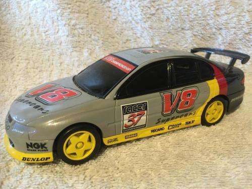 Scalextric -  Holden V8 VX Commodore Racer 37 1:32 Scale