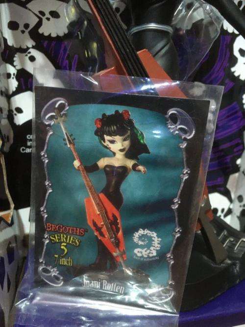 Begoths Joani Rotten Series 5 - 7` Bleeding Edge (NOS)