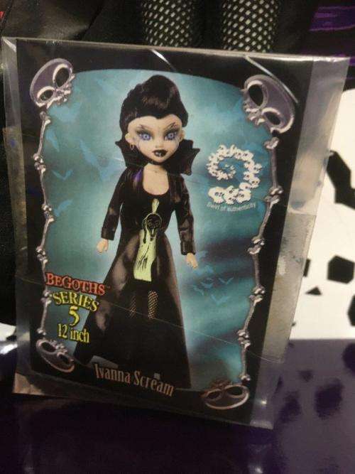 Begoths Ivanna Scream Series 5 - 12` Bleeding Edge (NOS)